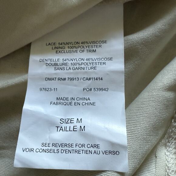 Motherhood Women's Maternity Lace Top Cream Ivory Lined Size Medium M - Picture 9 of 10